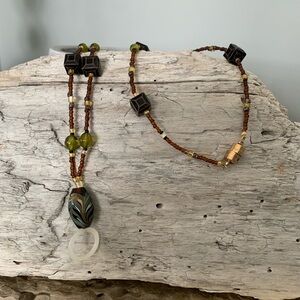 Hand-beaded 15” lanyard with magnetic closure